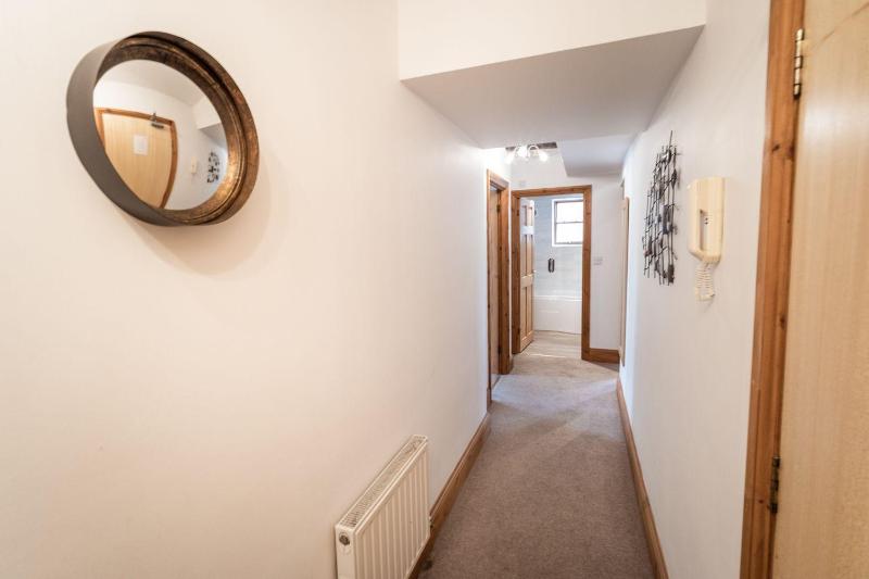 Bridge House Apartment 2 - image 13