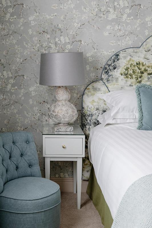 Standard Twin Room image 2