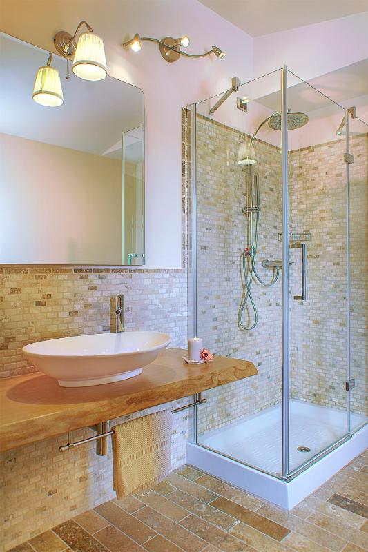 Superior Double Room image 3