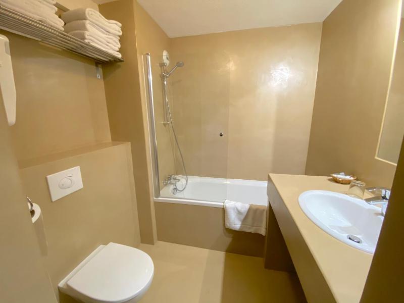 Quadruple Room image 4