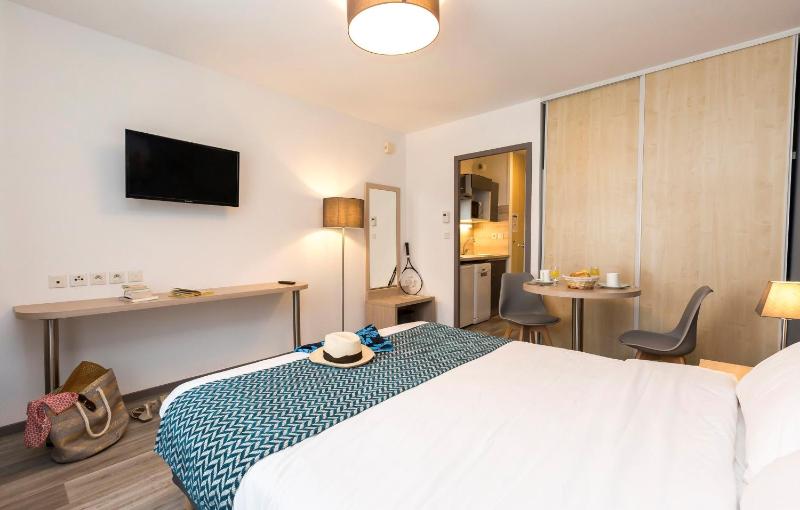 Double Apartment on a residence basis image 3