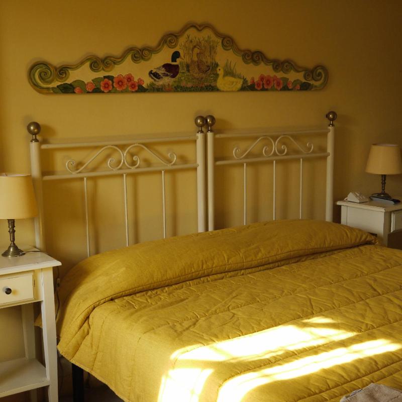 Double Room with Private Bathroom image 4