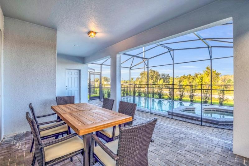 Luxury Home 7 Bedrooms Near Disney! villa - image 16
