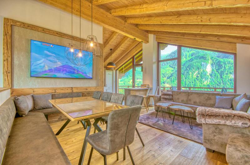 Ski-in Ski-out Chalet Maiskogel 17A - by Alpen Apartments Images