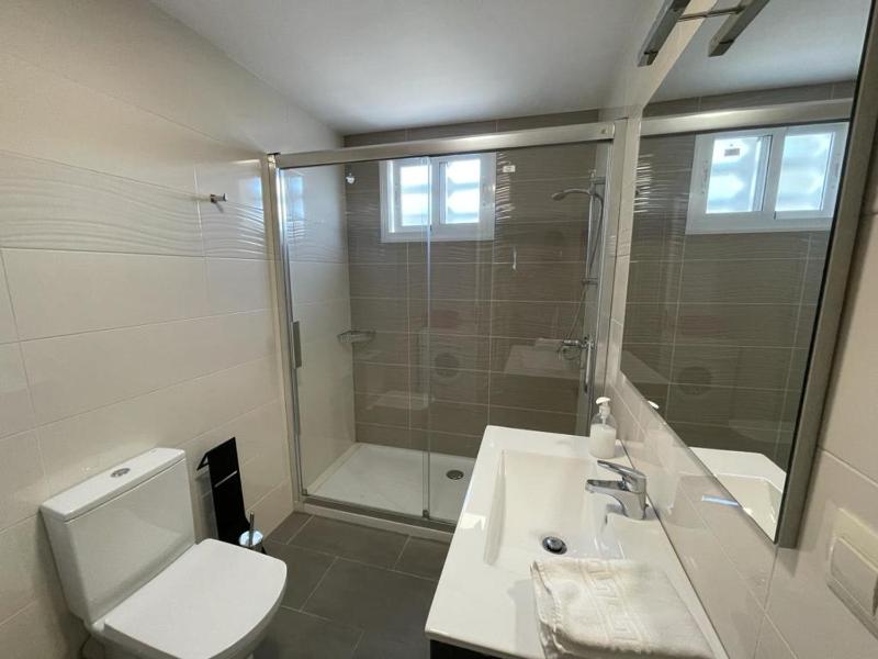 Apartment with Sea View image 3