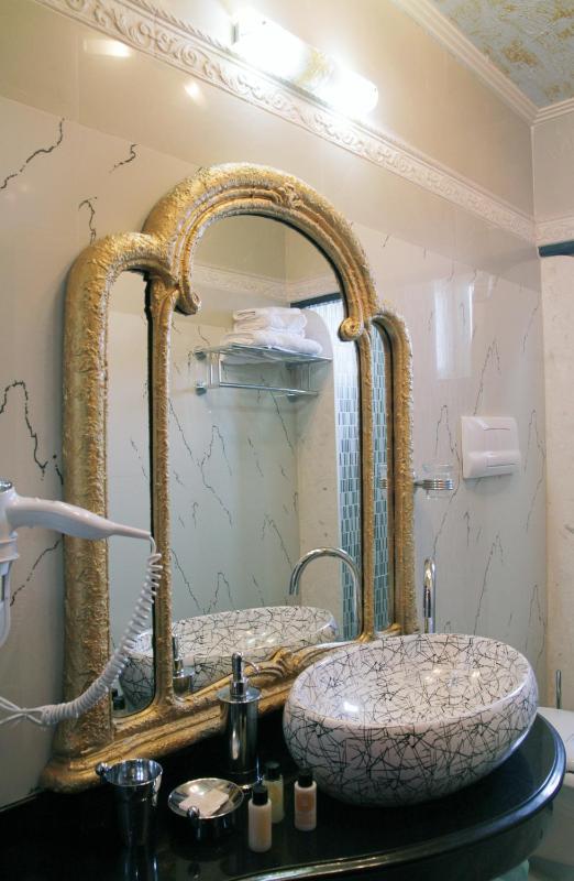 Deluxe Junior Suite image 4