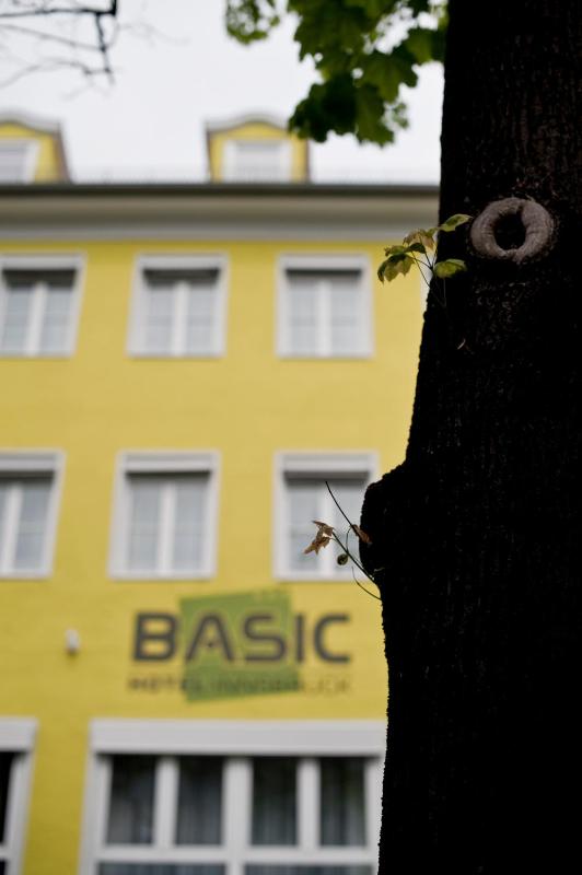 Basic Hotel Innsbruck - image 11
