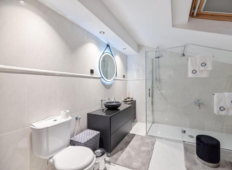Princess Apartment - image 5