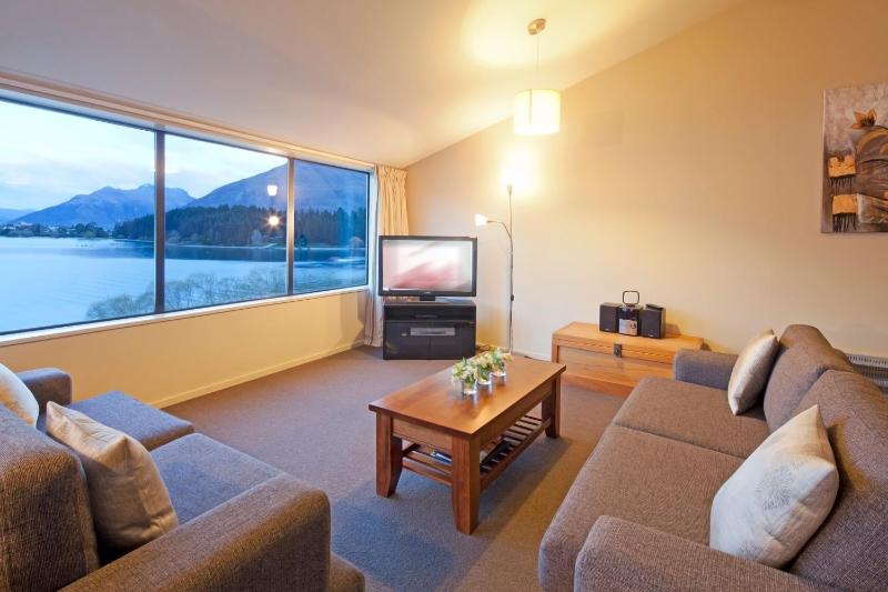 Spinnaker Bay Apartments - image 6