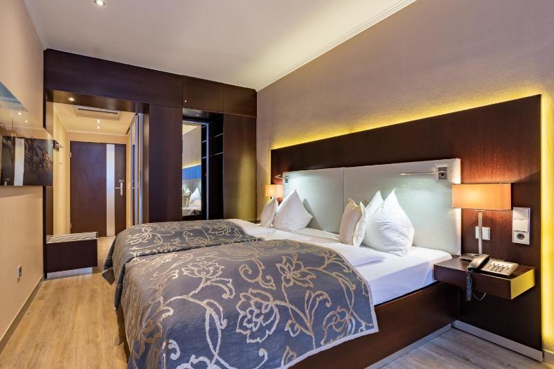 Premium Room image 4