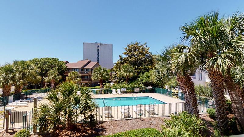 11 Beach Villas - image 1