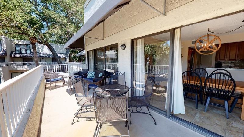 11 Beach Villas - image 8