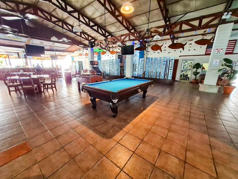 Fish Hook Marina Hotel - image 15
