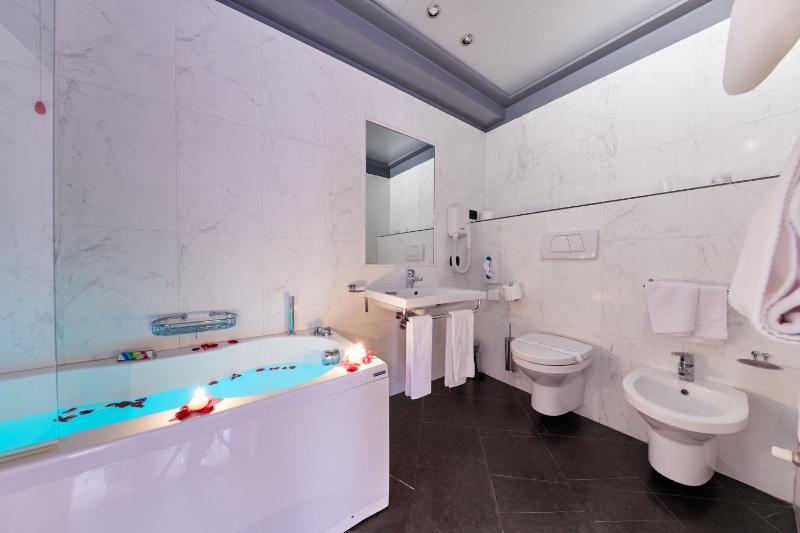 Suite image 3