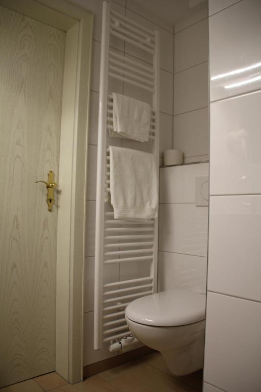 Single Room image 2