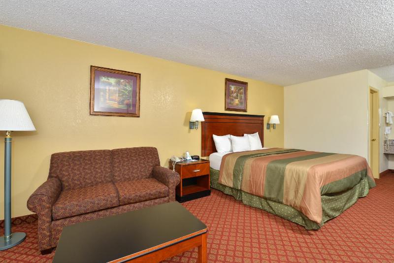 King Room Non-Smoking image 4