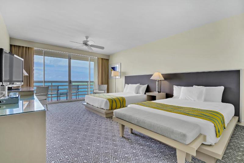 Standard Double Room with Ocean View image 2