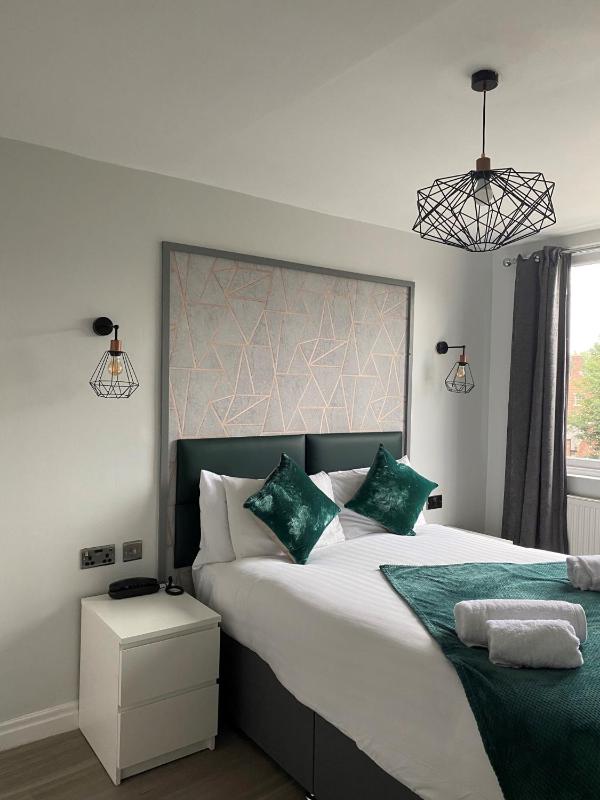 Double Room image 4