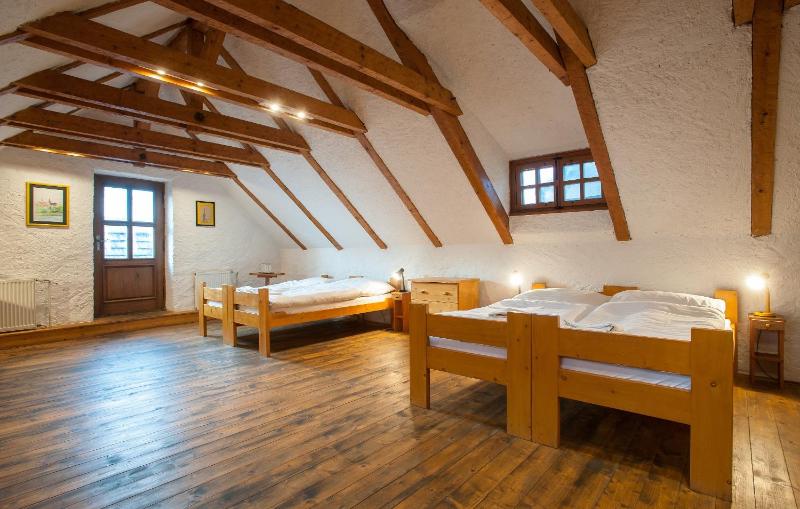 Quadruple Room image 4