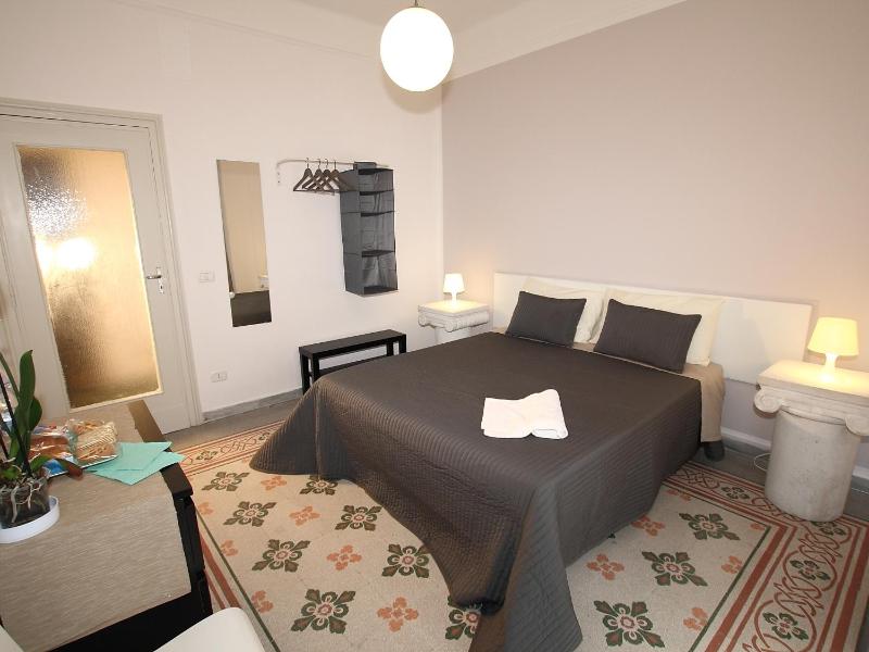Double Room with Private External Bathroom image 4