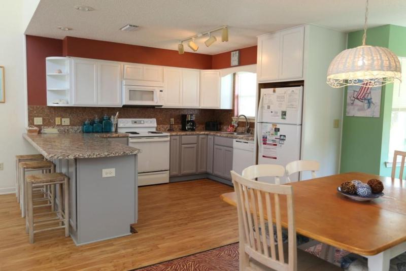Three-Bedroom House image 2