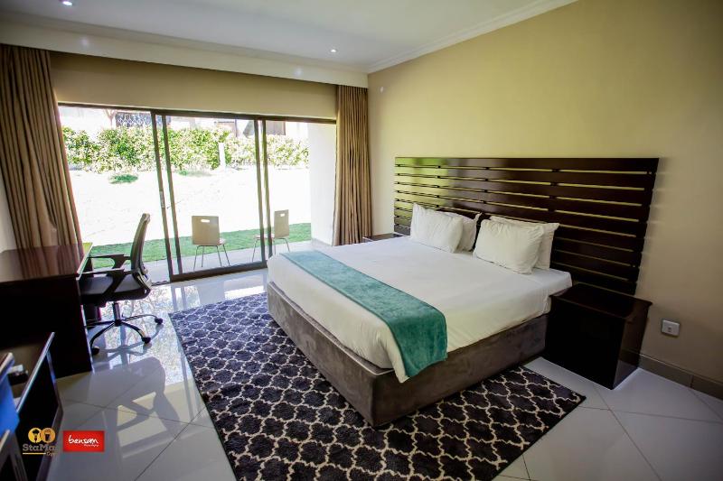 Douglas Lodge & Apartments - image 5
