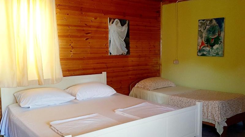 Quadruple Room with Bathroom image 3