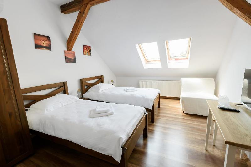 Triple Room image 1