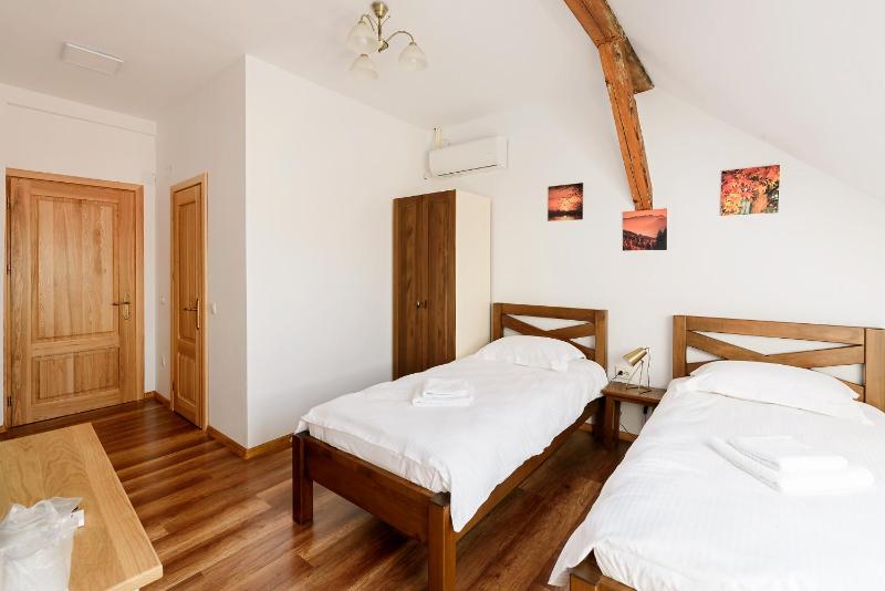 Triple Room image 4