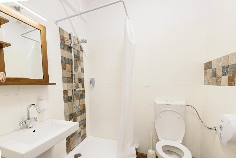 Triple Room image 3