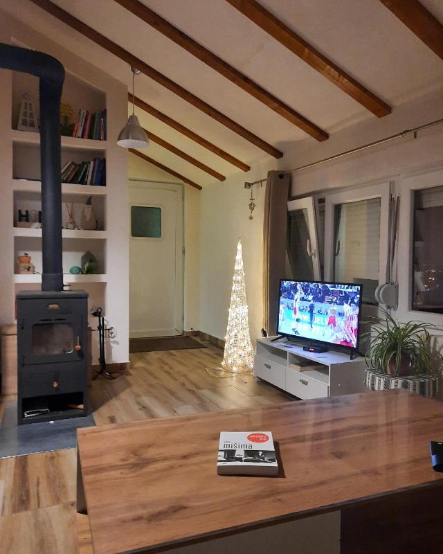 Double Room with Park View image 2