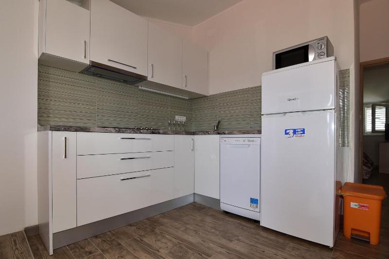 Apartments Dobrinic - image 7