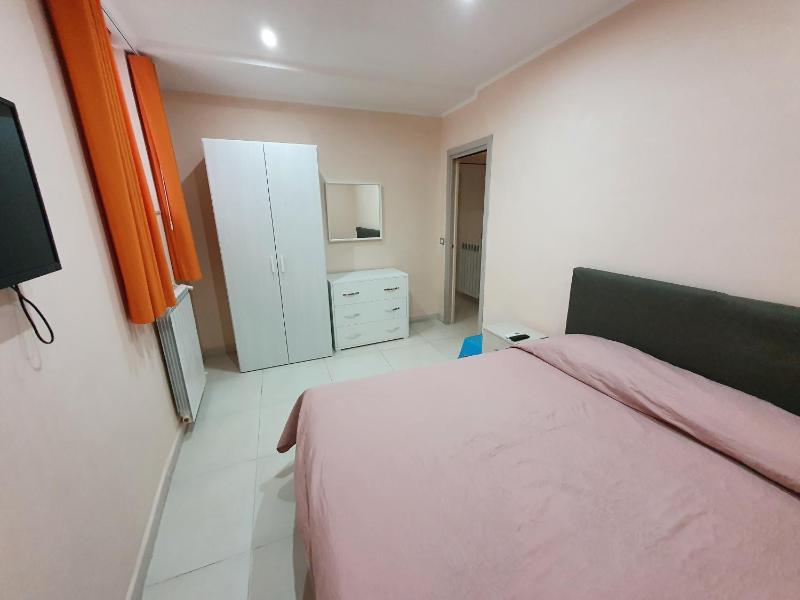 Two-Bedroom House image 3