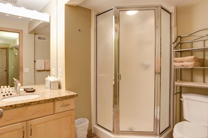 Three-Bedroom Apartment image 4