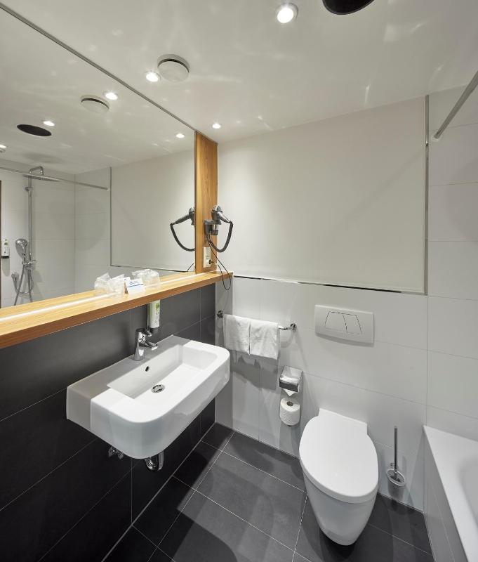Standard Single Room image 1