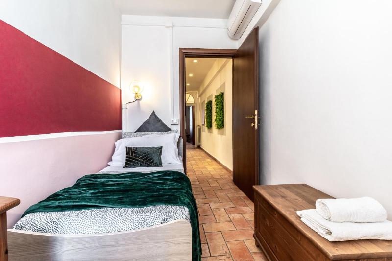 Wine Apartments Florence Ansonica - image 5