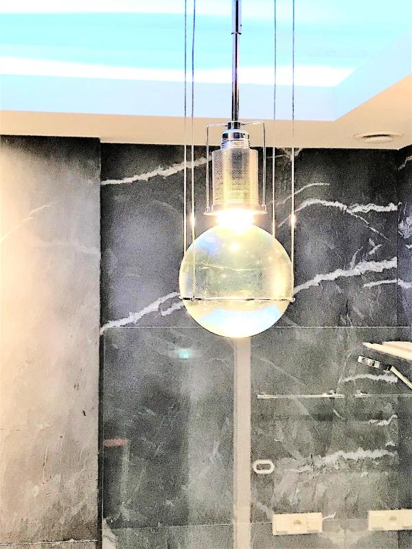 Luxury Two Bedroom Penthouse with Market Square view image 2