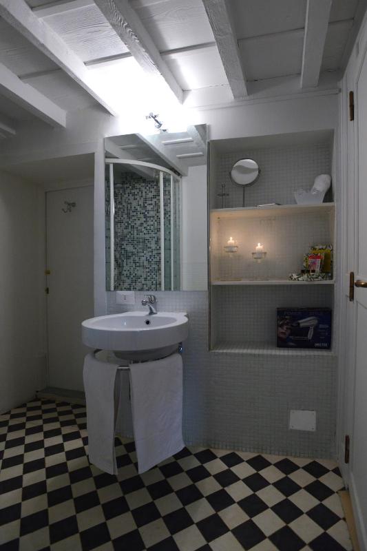 Superior Suite image 4