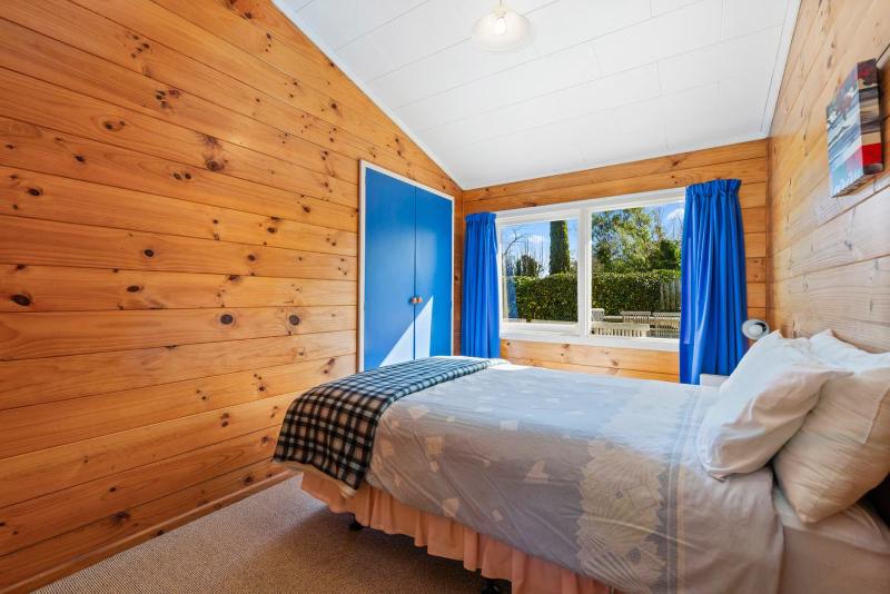 The Lake Escape - Taupo Holiday Home - image 8
