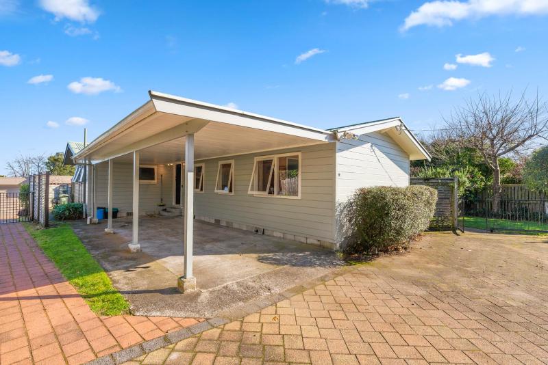 The Lake Escape - Taupo Holiday Home - image 4