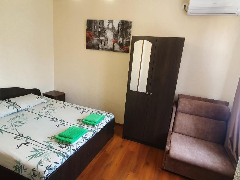 One-Bedroom Suite image 1