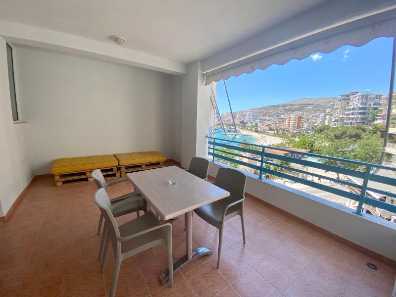 One-Bedroom Apartment with Side Beach View image 4