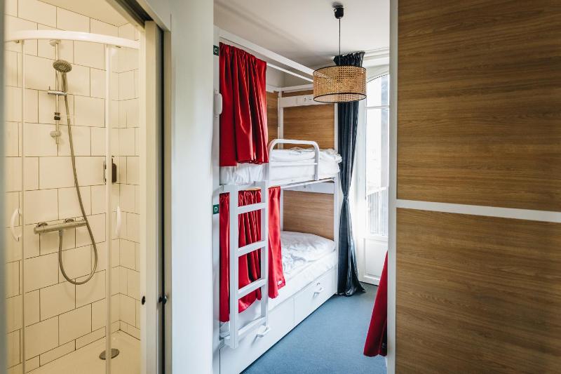 Les Chouettes Hostel - image 2