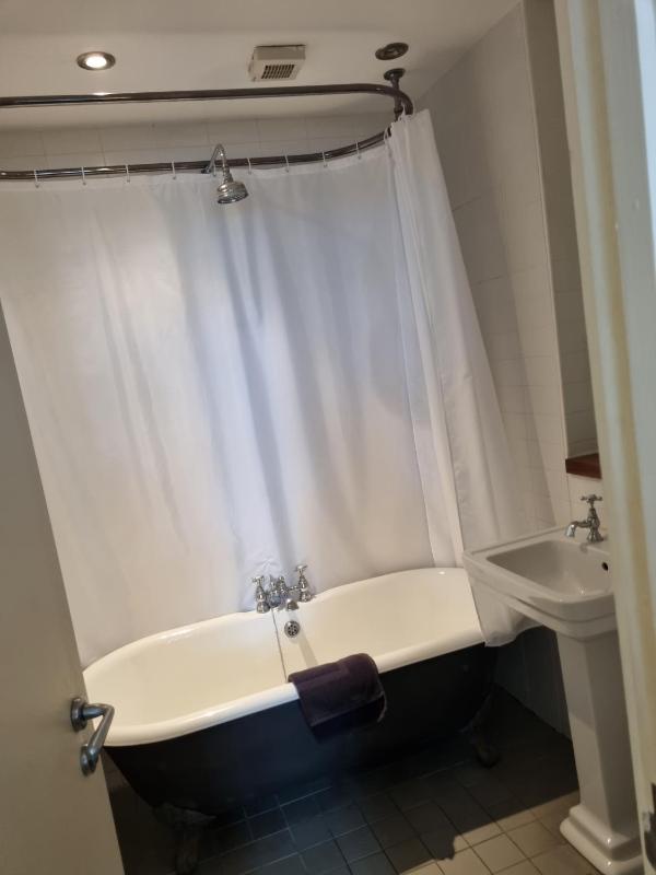 Double Room image 2