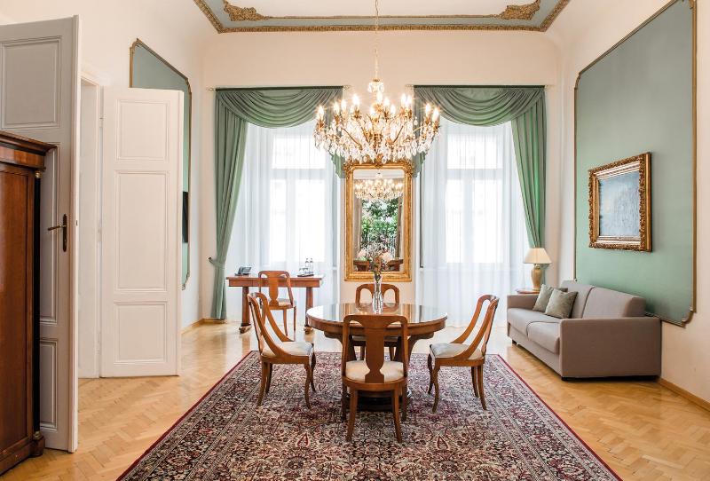 Suite image 1
