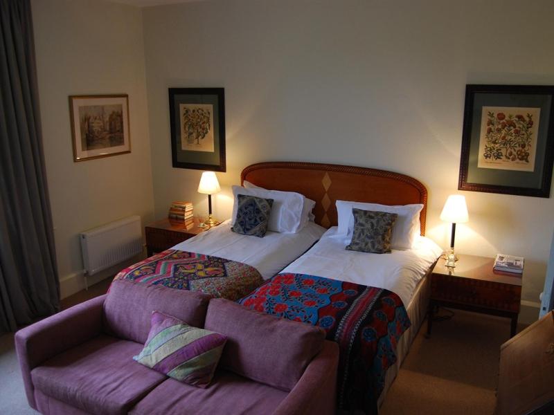 King Room image 4