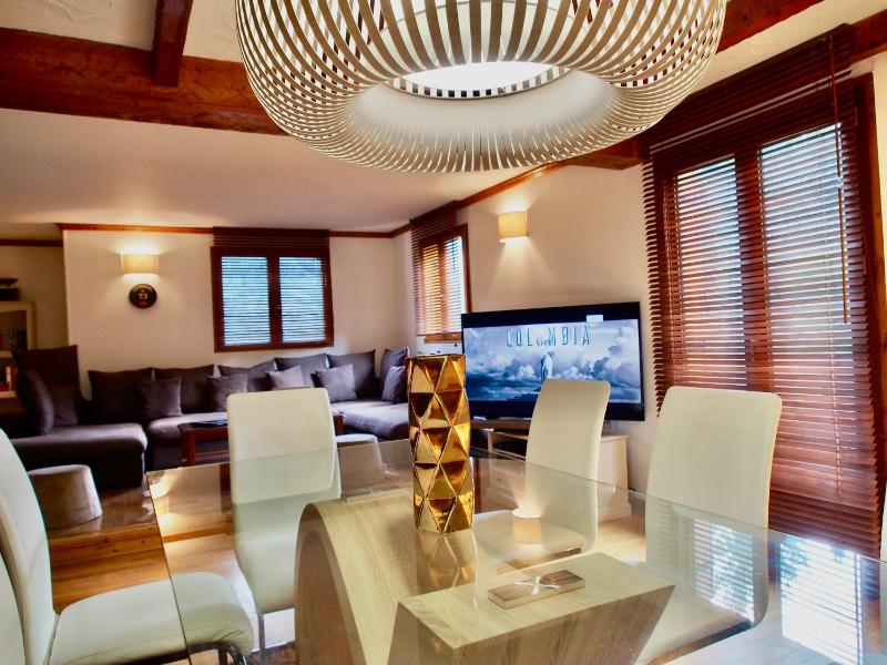 Three-Bedroom Chalet image 2