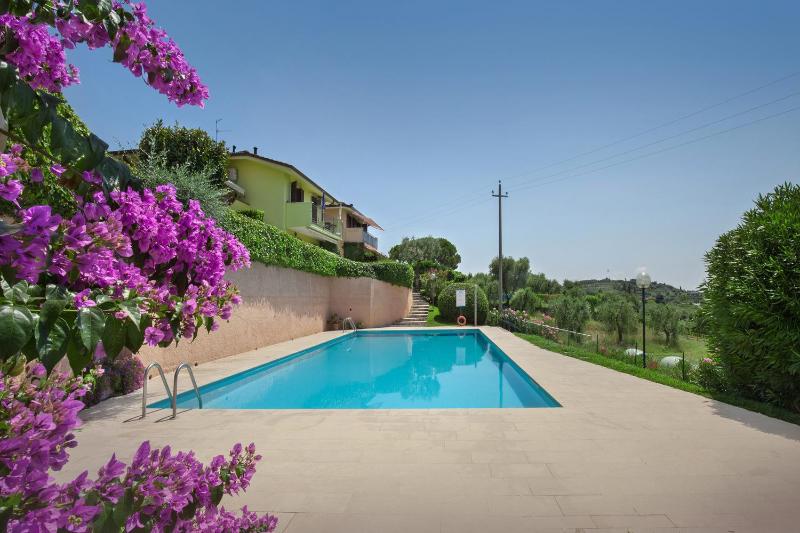 Apartment Prefontana With Pool - image 8