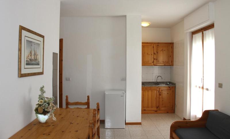 One-Bedroom Apartment - Penthouse  image 3