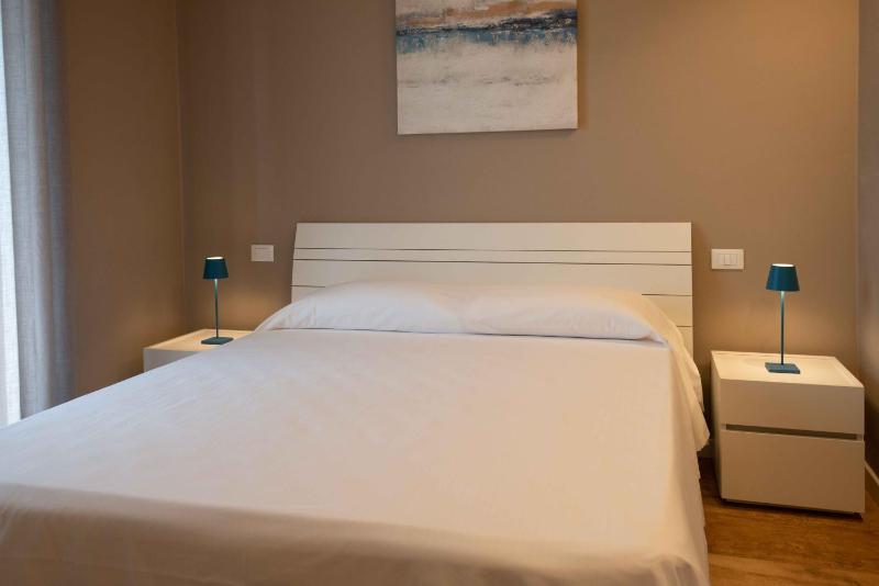 Sirmio Apartments - Narnia Stay - image 12